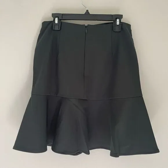 NWOT CLUB MONACO Welse Skirt in Green - Picture 5 of 9